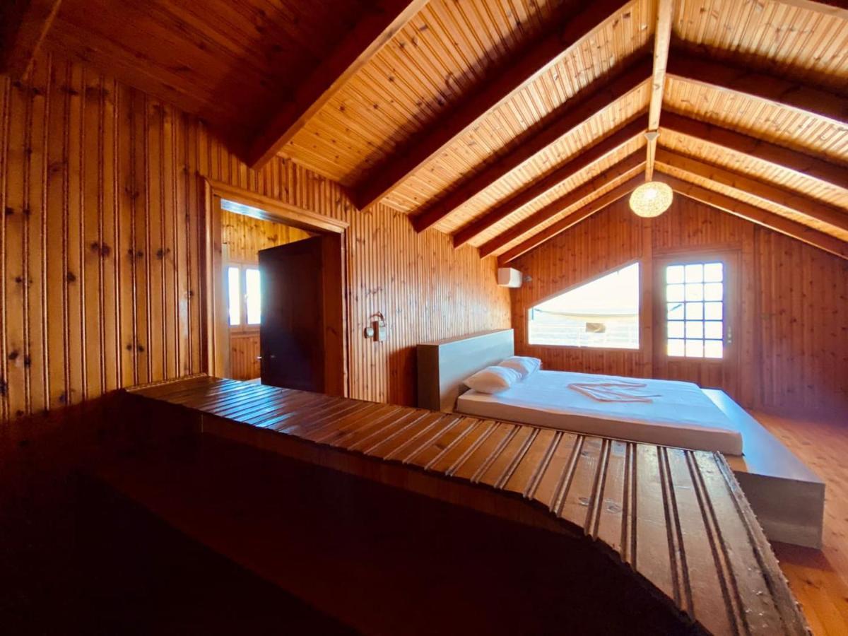 Wild Villa Apartments Sarandë Buitenkant foto