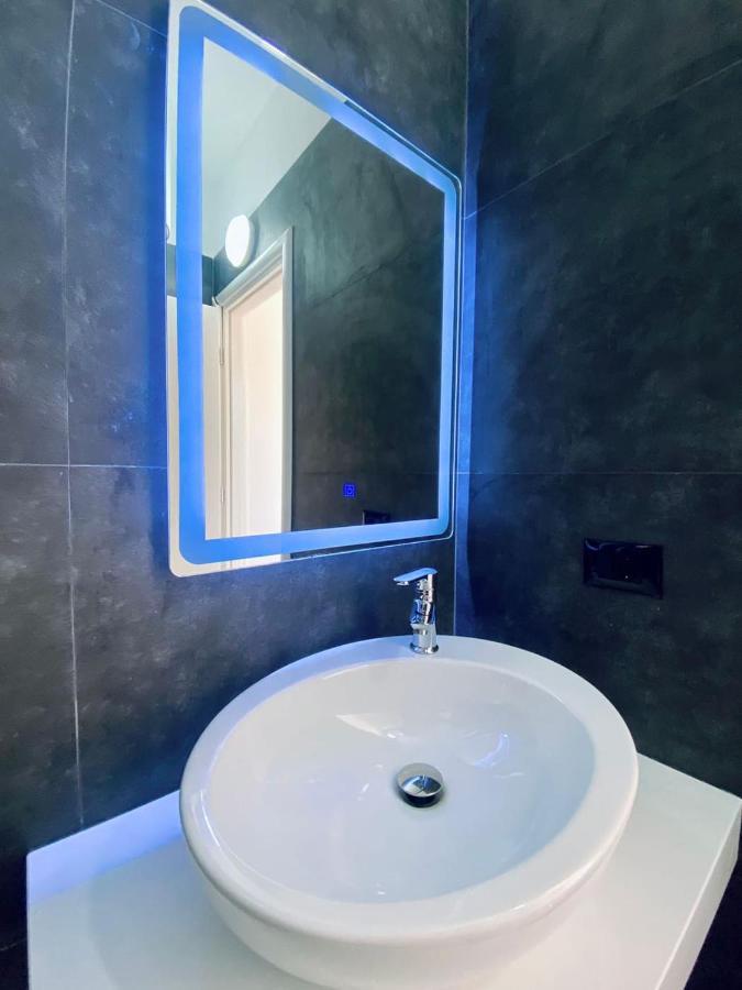 Wild Villa Apartments Sarandë Buitenkant foto